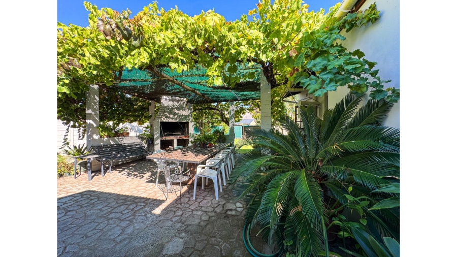 3 Bedroom Property for Sale in Prince Alfred Hamlet Western Cape